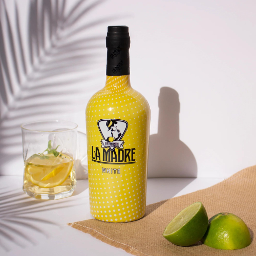 Vermouth La Madre, con manzanas verdes